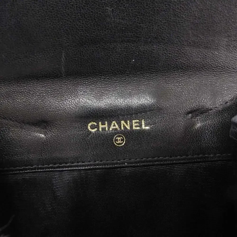 CHANEL Authentic Black Caviar Leather Logo Wallet